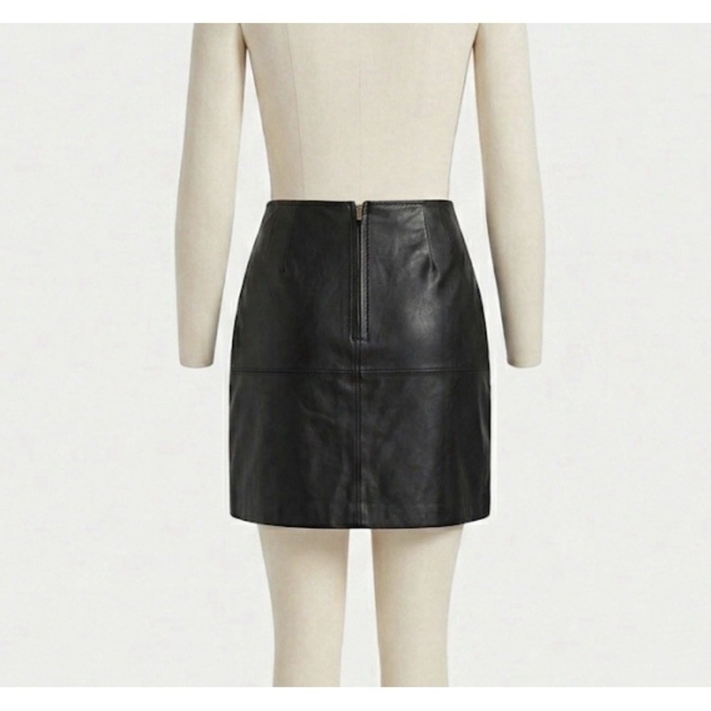 NEWPORT NEWS Black Leather Mini Skirt Size 10 Goth Punk Streetwear Y2K Retro